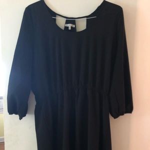 Black long-sleeved dress
